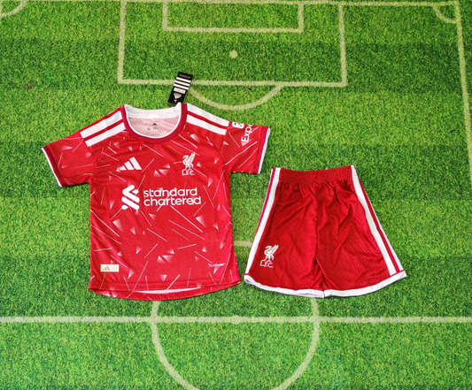 Liverpool 26/27 home kids jersey