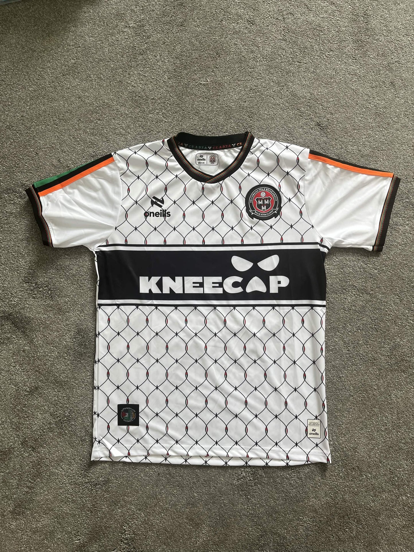 Bohemains x Kneecap Jersey
